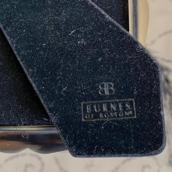 Burnes of Boston 5”x7” Metal Picture Frame - Picture 7 of 8